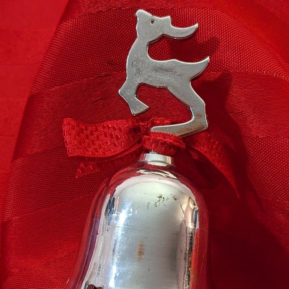 Reindeer Bell Silver Plated Engraved Vtg 1994 International Silver - Picture 5 of 8